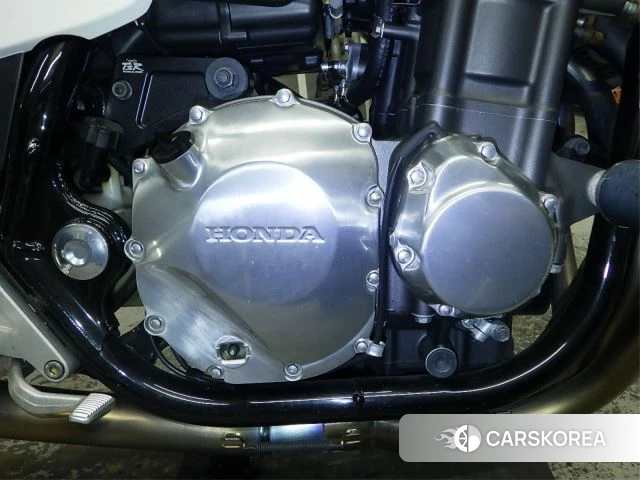 Engine photo