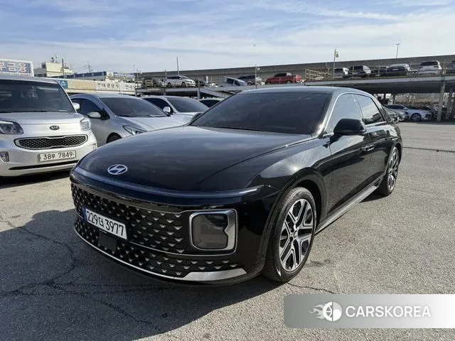 Hyundai Grandeur Hybrid (GN7) 2023 Черный из Кореи