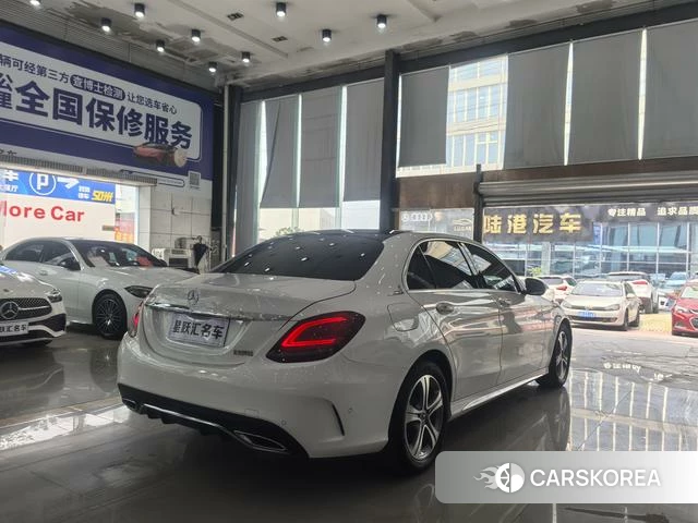 Mercedes-Benz Class C 2021 Белый из Китая