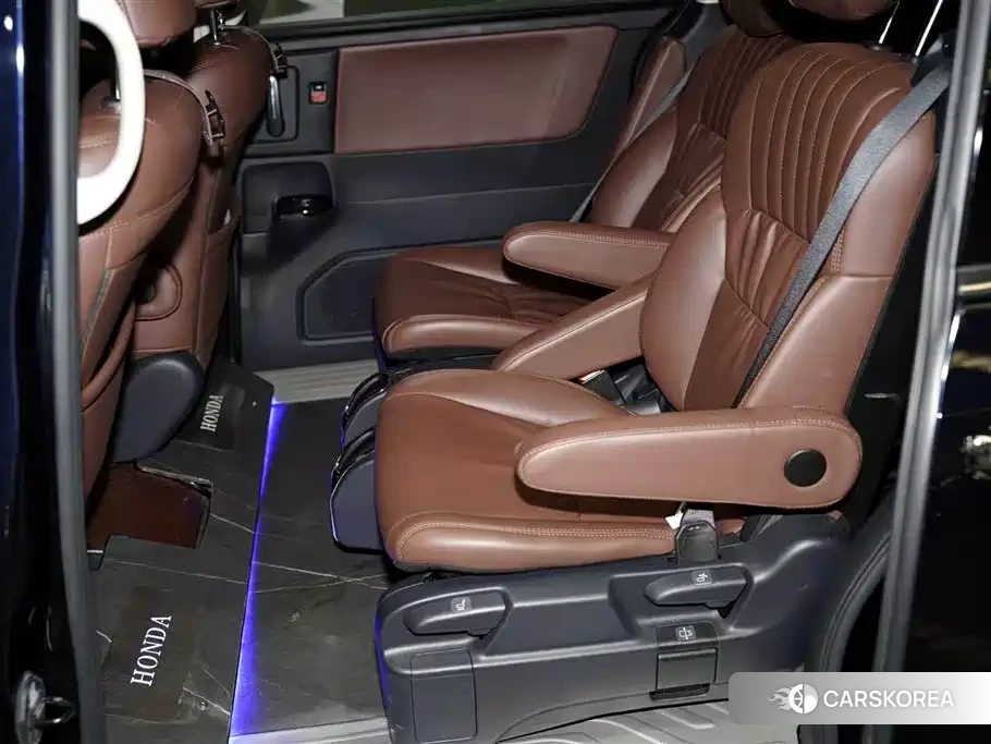 Honda Odyssey 2026 Черный из Китая