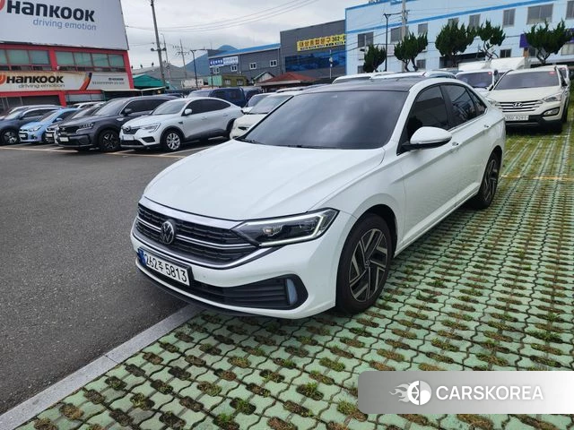 Volkswagen 7th Generation of Jetta 2024 Белый из Кореи