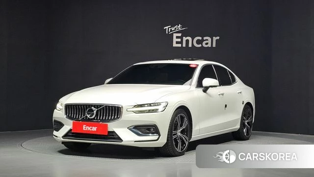 Volvo S60 3rd generation 2021 Белый из Кореи