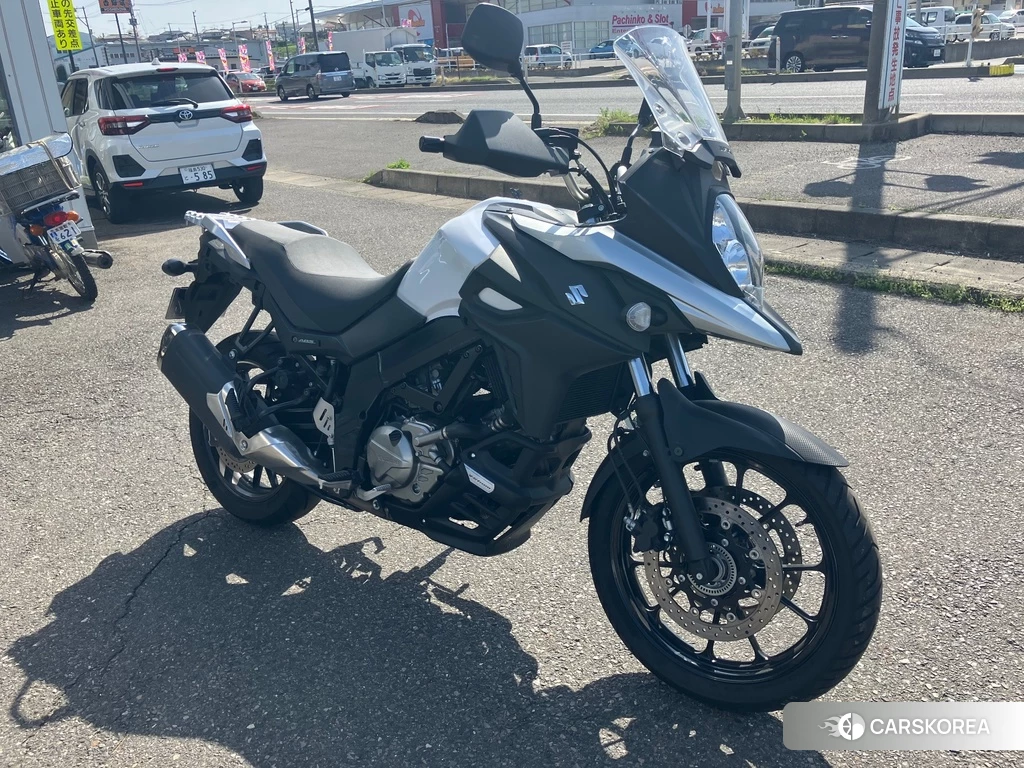 Проданный Suzuki V-STROM 650 DL650 ABS 2017 из Японии