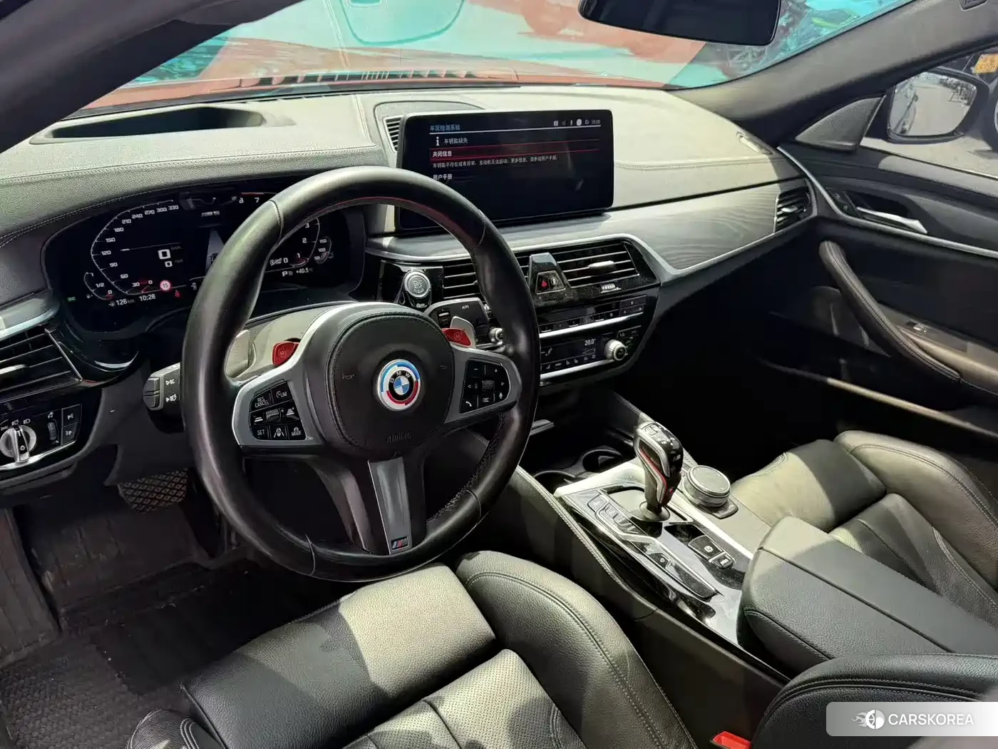 BMW 5 series 2022 Черный из Китая, фото 2
