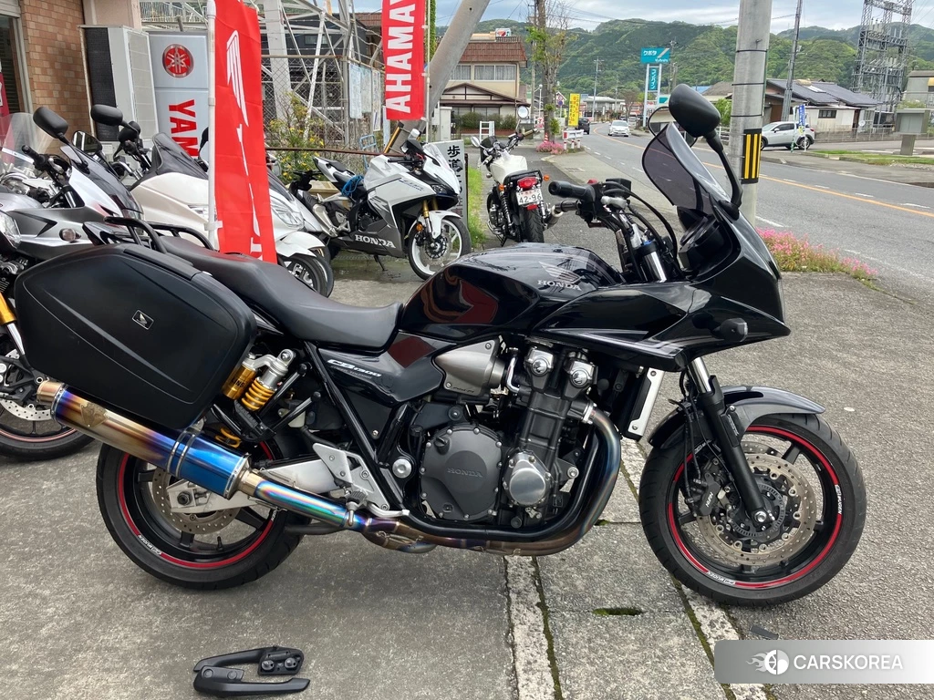 Проданный Honda CB1300ST 2011 из Японии