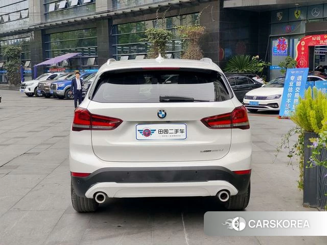 BMW X1 2023 Белый из Китая