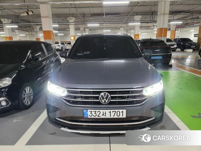 Volkswagen Tiguan second Generation 2024 Серый из Кореи