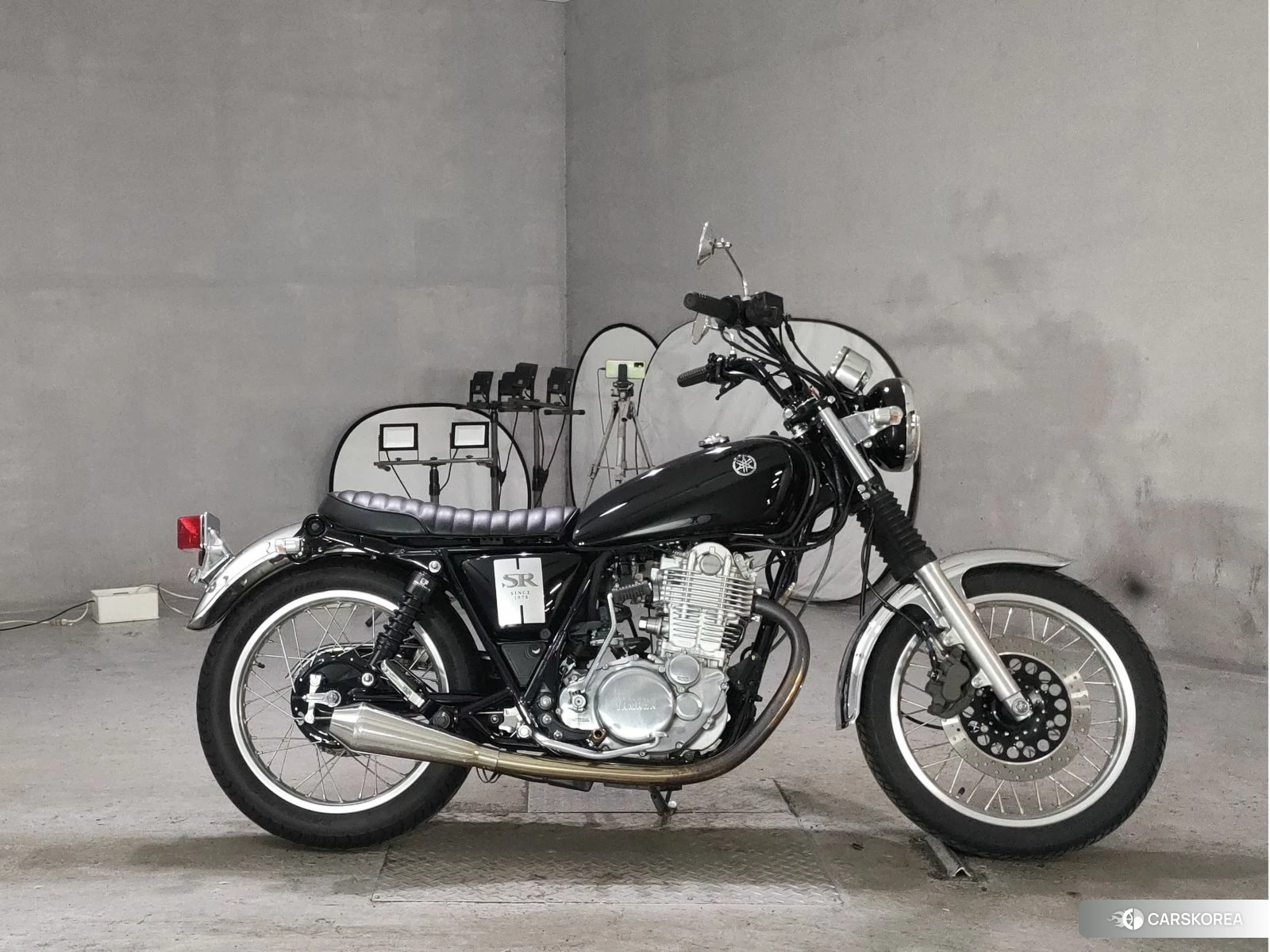 Проданный Yamaha SR 400 2019 из Японии, фото 2