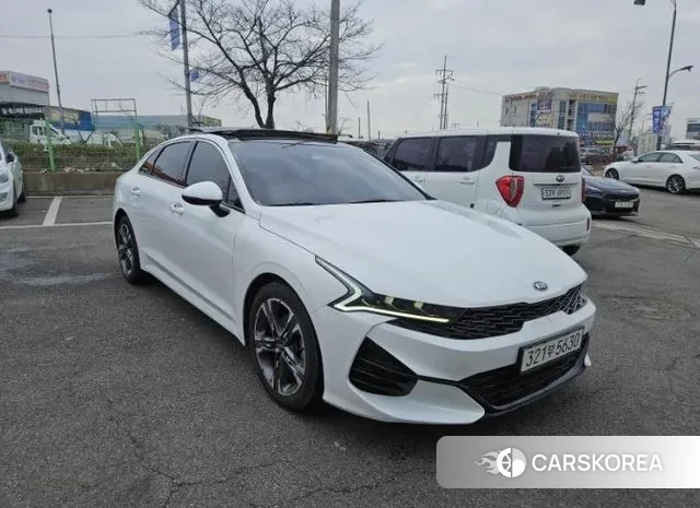Kia K5 3rd generation 2021 Белый из Кореи