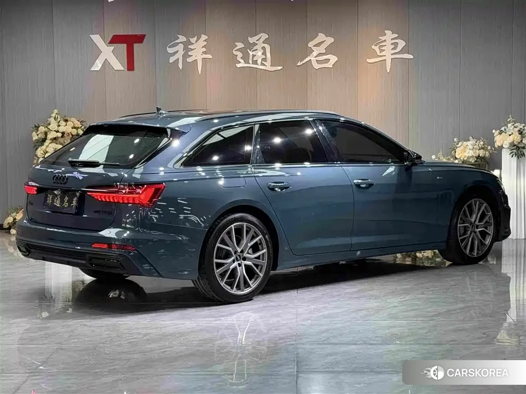 Audi A6 2021 Зеленый из Китая
