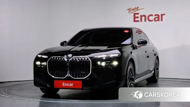 BMW 7 Series (G70) 2024 Черный из Кореи