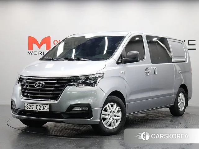 Hyundai The New Grand Starex 2020 Серебристо-серый из Кореи