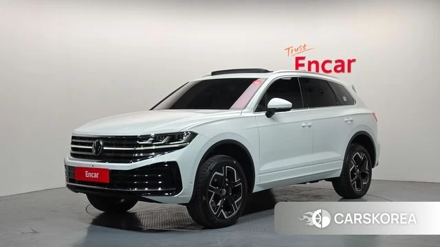 Volkswagen Touareg 3rd generation 2024 Белый из Кореи