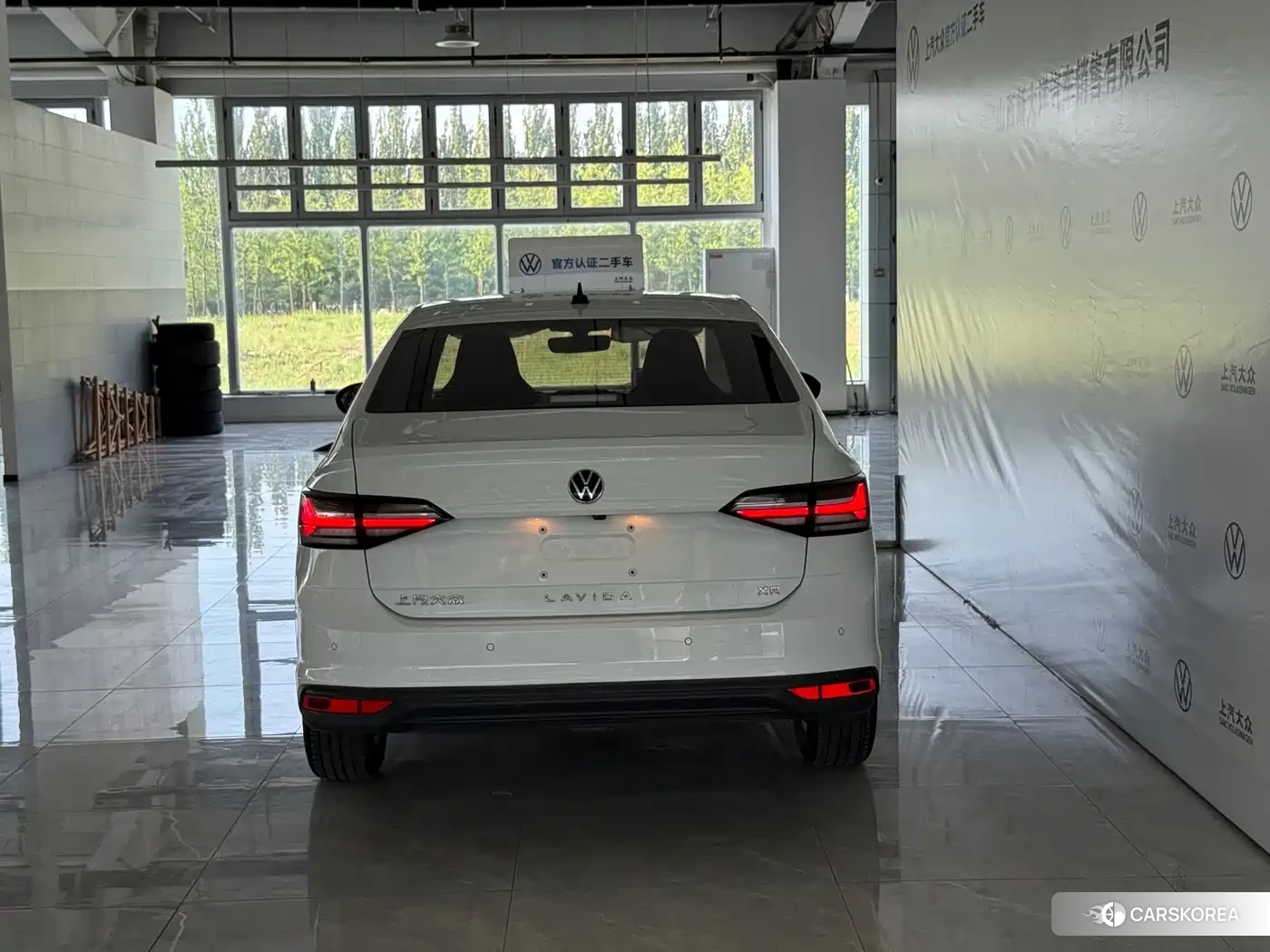 Volkswagen Lavida 2024 Белый из Китая