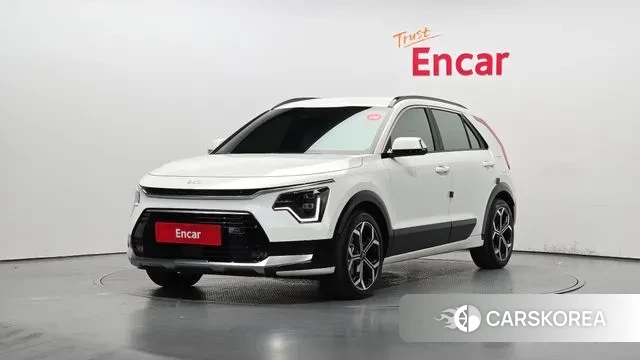 Kia Di Ol Nu Niro 2025 Белый из Кореи