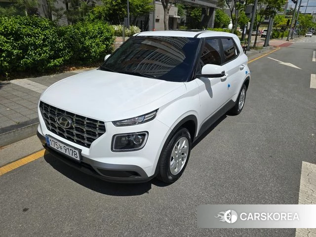 Hyundai Venue 2021 Белый из Кореи