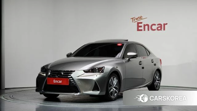 Lexus New IS300 2019 Песочный из Кореи