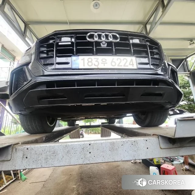 Audi Q8 (4M) 2021 Черный из Кореи
