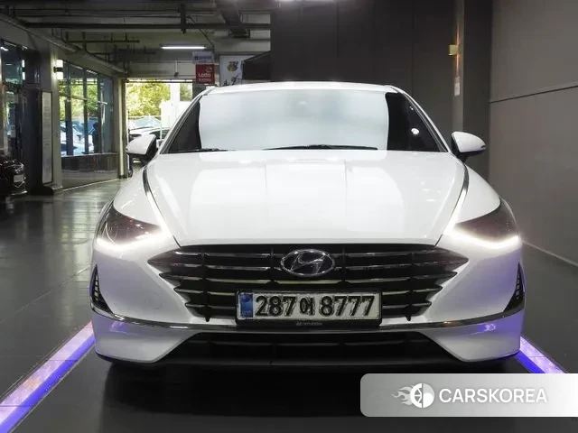 Hyundai Sonata (DN8) 2020 Белый из Кореи