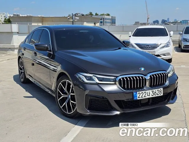 BMW 5 Series (G30) 2021 Черный из Кореи