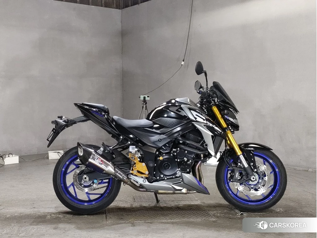Проданный Suzuki GSX-S750 2022 из Японии