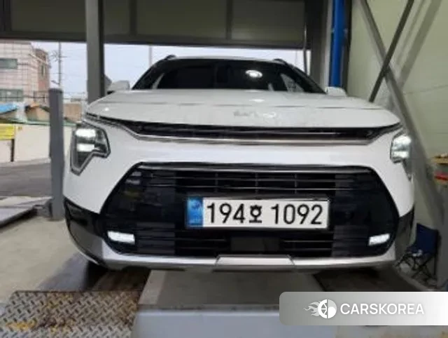 Kia Di Ol Nu Niro 2022 Белый из Кореи