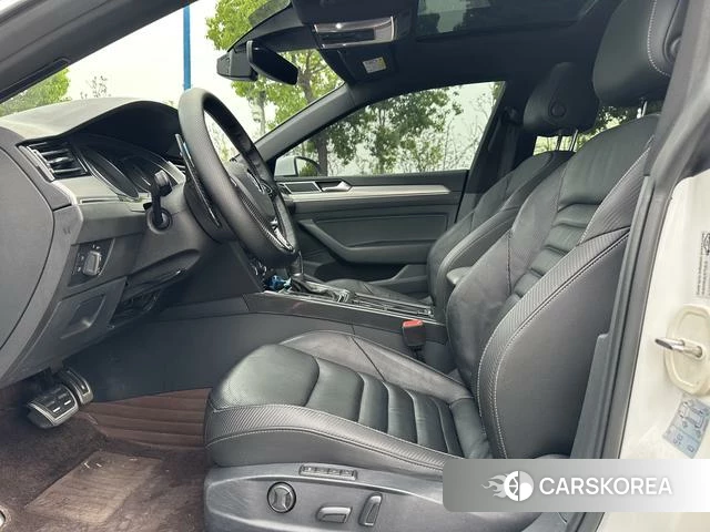 Volkswagen CC 2018 Белый из Китая