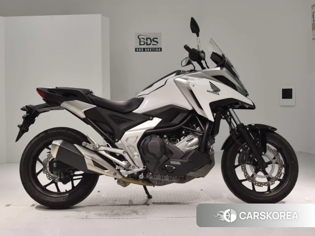 Проданный Honda NC750X DCT 2021 из Японии