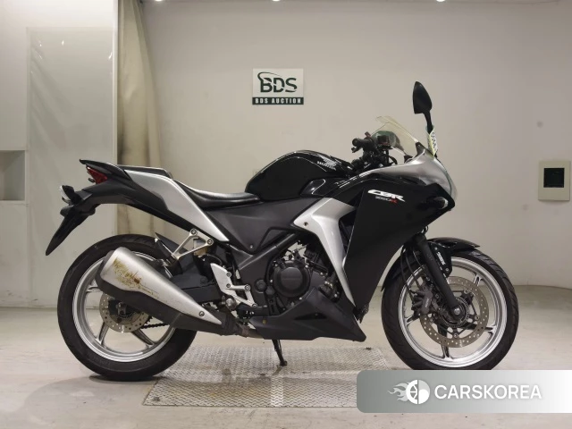 Проданный Honda CBR250R ABS 2011 из Японии