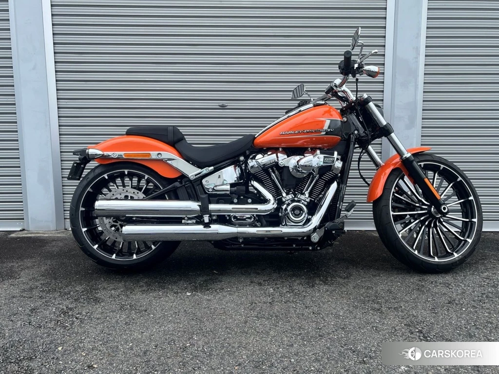 Проданный Harley-Davidson Softail Breakout FXBR1750 2023 из Японии, фото 2