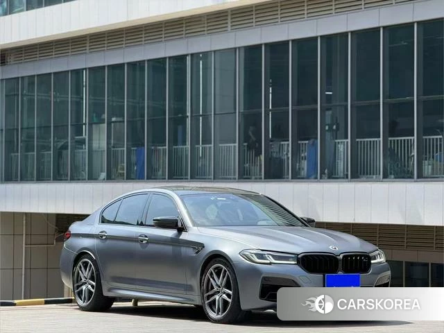 BMW M5 2021 Темно-серый из Китая