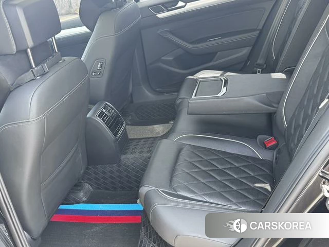 Volkswagen Magotan PHEV 2024 Черный из Китая