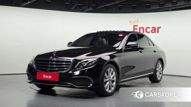 Mercedes-Benz E-Class W213 2018 Черный из Кореи