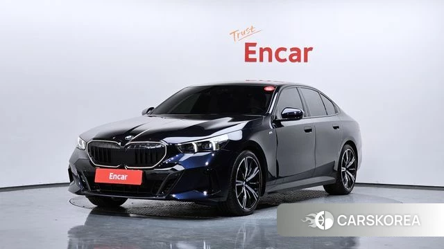 BMW 5 Series (G60) 2025 Черный из Кореи