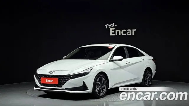 Hyundai Avante (CN7) 2023 Белый из Кореи