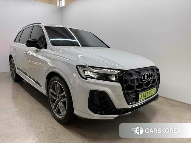 Audi Q7 (4M) 2025 Белый из Кореи