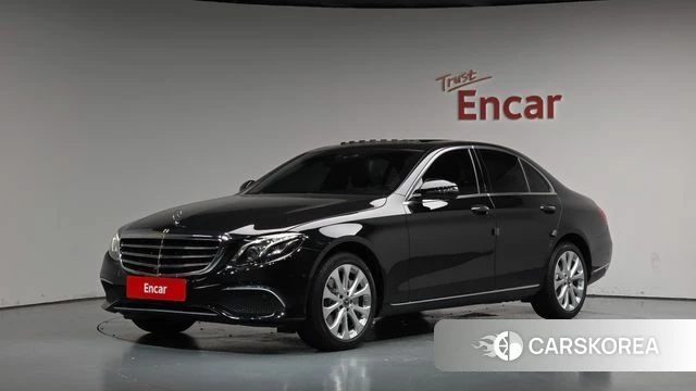 Mercedes-Benz E-Class W213 2018 Черный из Кореи