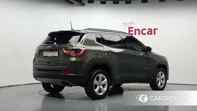 Jeep Compass 2nd Generation 2019 Зеленый из Кореи