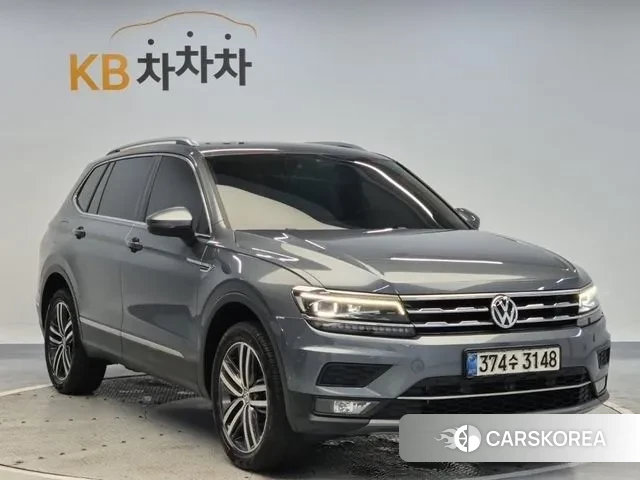 Volkswagen Tiguan Allspace 2020 Серебристо-серый из Кореи