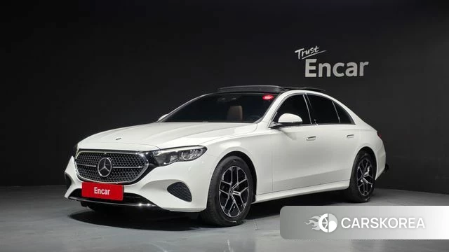Mercedes-Benz E-Class W214 2026 Белый из Кореи