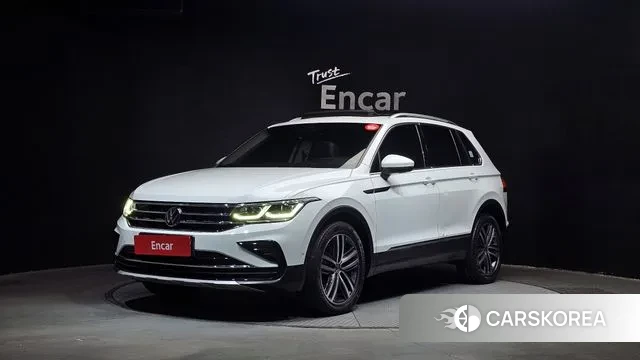 Volkswagen Tiguan second Generation 2022 Белый из Кореи