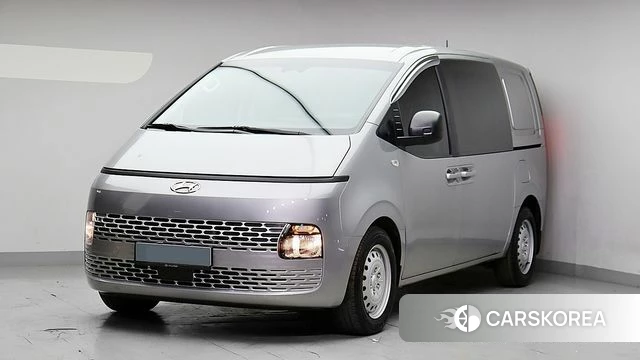 Hyundai Staria 2022 Серебряный из Кореи