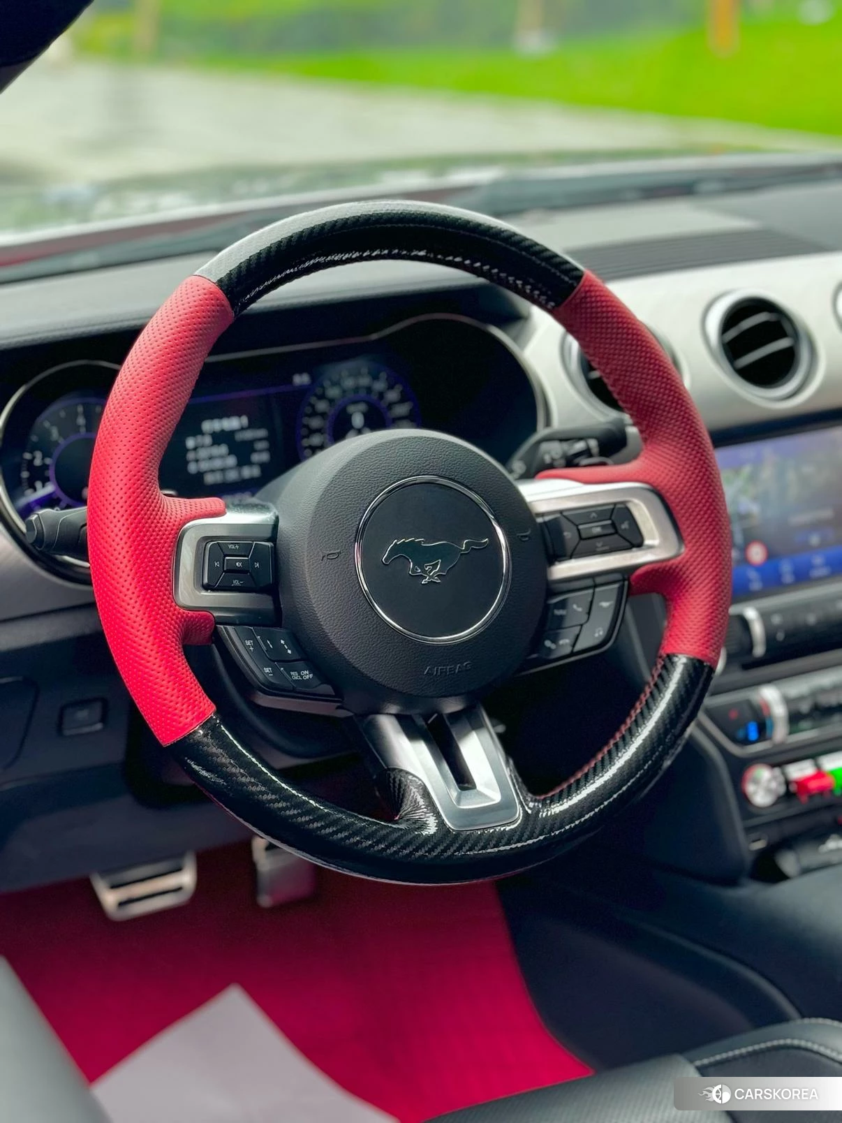 Ford Mustang 2020 Серебристо-серый из Китая
