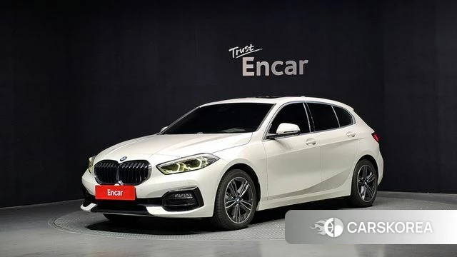 BMW 1 Series (F40) 2020 Белый из Кореи