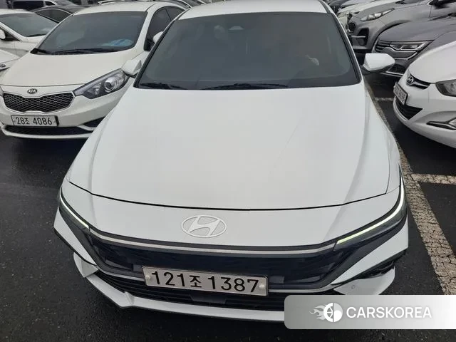 Hyundai The New Avante (CN7) 2024 Белый из Кореи