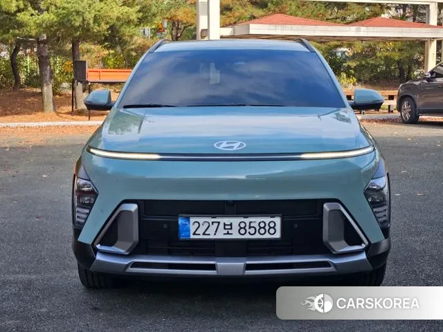 Hyundai Kona Hybrid (SX2) 2025 Небесно-голубой из Кореи