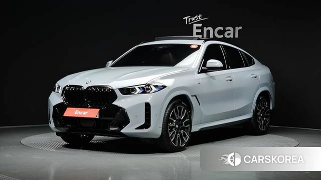 BMW X6 (G06) 2025 Светло-серебряный цвет из Кореи