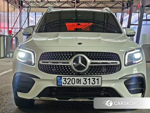 Mercedes-Benz GLB-Class X247 2020 Белый из Кореи