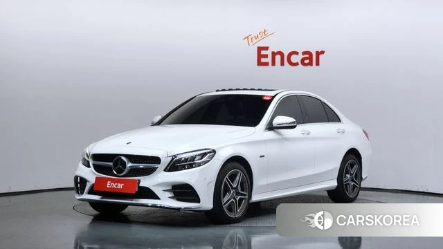 Mercedes-Benz C-Class W205 2020 Белый из Кореи