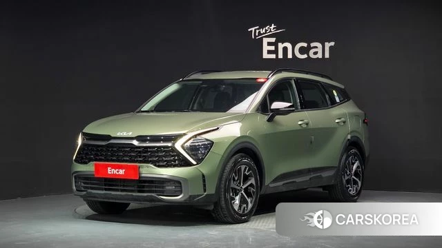 Kia Sportage 5th Generation Hybrid 2023 Темно-зеленый из Кореи